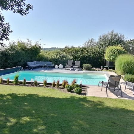 Le Clos Du Montys Louveigné Dış mekan fotoğraf